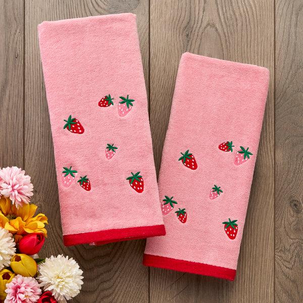 Skl Home Strawberry Toss 2-Piece Hand Towel Set Pink
