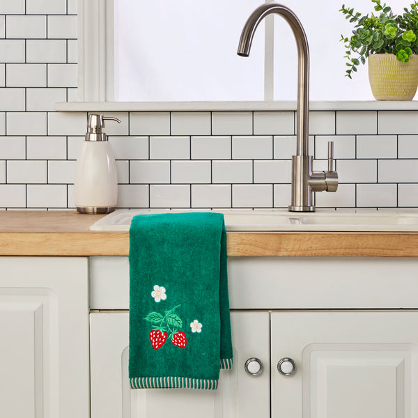 Skl Home Strawberry Vine 2-Piece Hand Towel Set Green