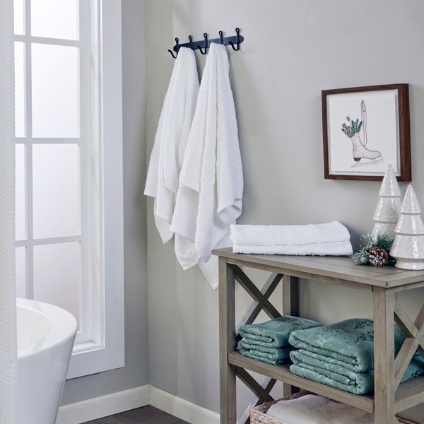 Skl Home Subtle Snowflakes Jacquard Bath Towel White