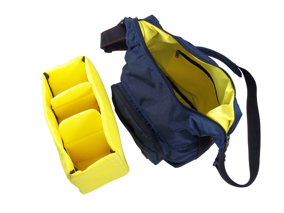 Skooba Design Ape Case® AC540BL – Envoy Compact Messenger-Style Camera Case