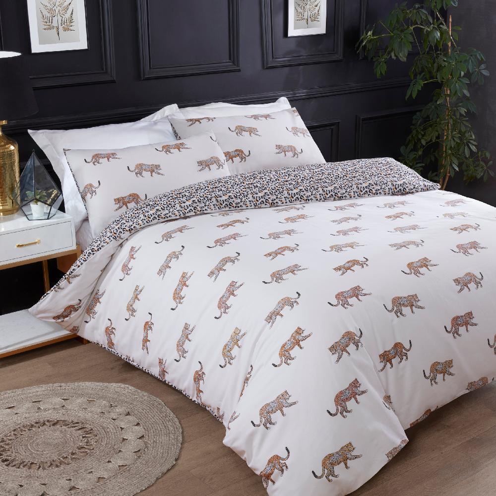 sleepdown Leopard Motif - Reversible Duvet Cover & Pillowcase Set
