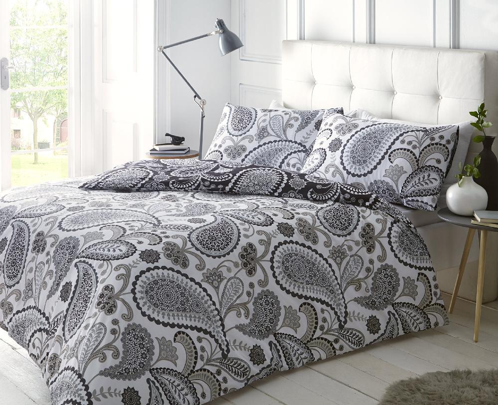 sleepdown Paisley - Reversible Duvet Cover & Pillowcase Set