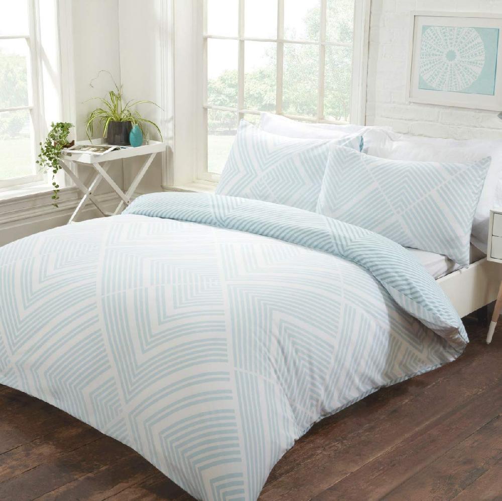 Sleepdown Striped Geo - Reversible Duvet Cover And Pillowcase Set