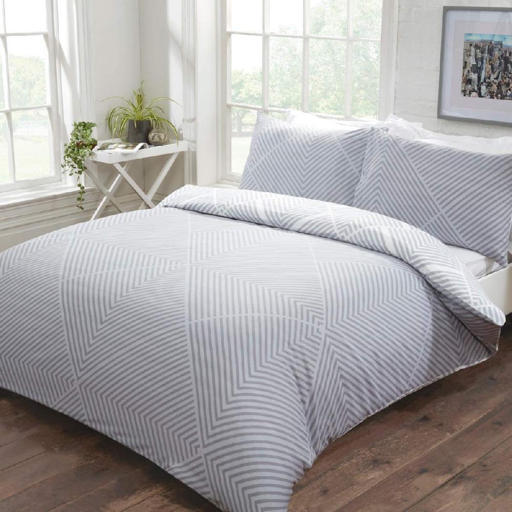 Sleepdown Striped Geo - Reversible Duvet Cover And Pillowcase Set