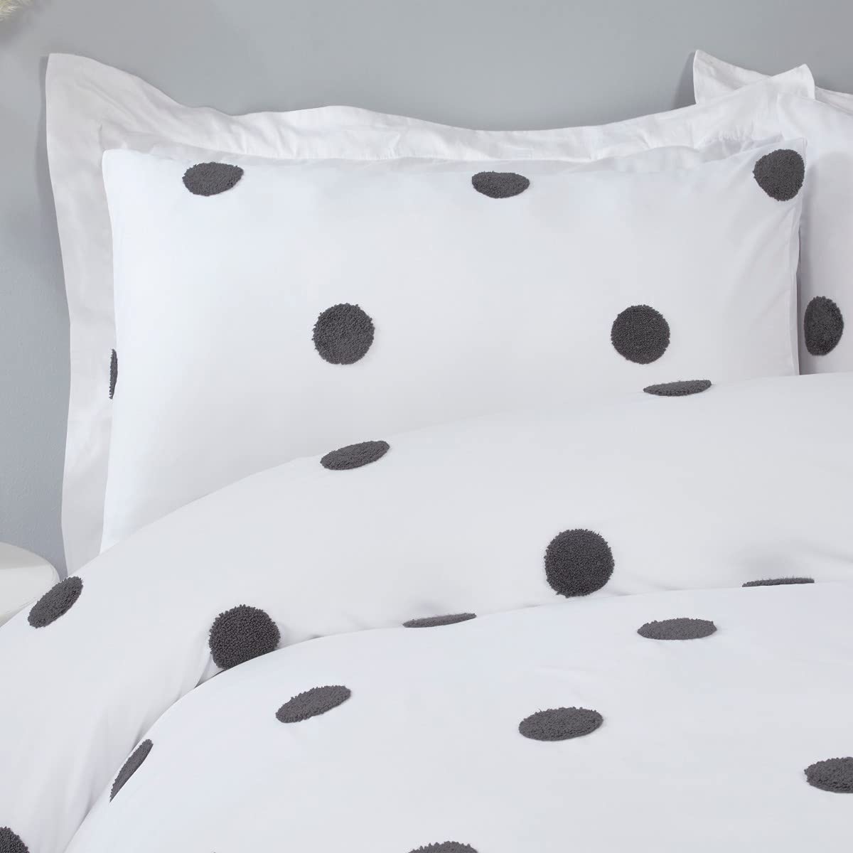Sleepdown Tufted Polka Dots - Duvet Cover & Pillowcase Set