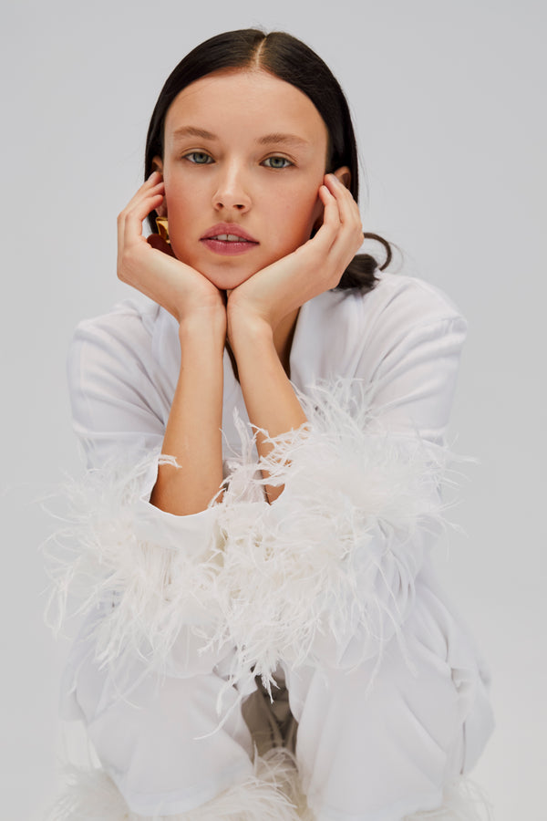 Sleeper Party Pajamas Set With Detachable Feathers In White