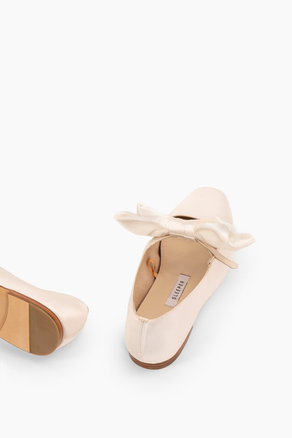 Sleeper Aristocat Satin Ballet Flats In White