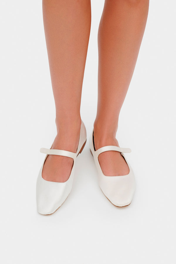 Sleeper Aristocat Satin Ballet Flats In White