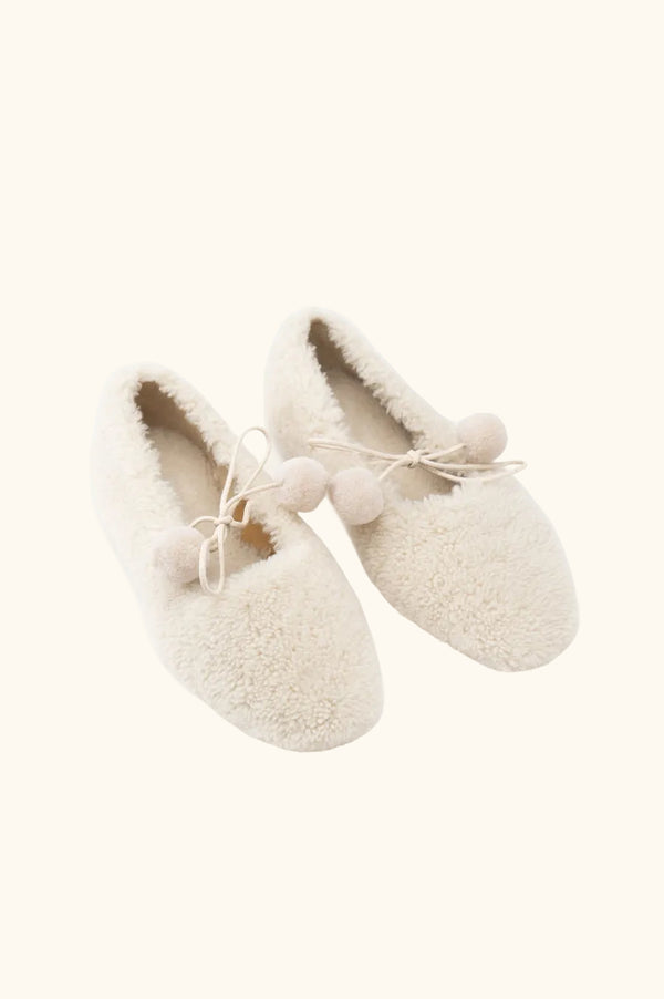 sleeper Lulu Shearling Slippers in Cream