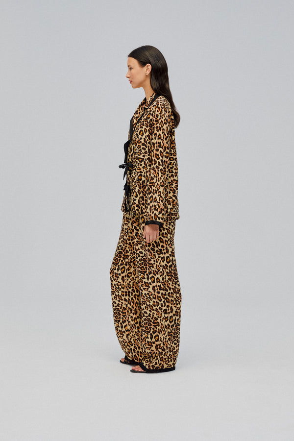 Sleeper The Bow Pajama Set In Leopard Print