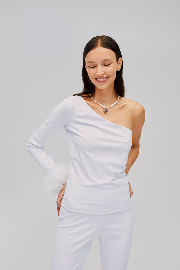 Sleeper Weekend Chic Lounge Set In White