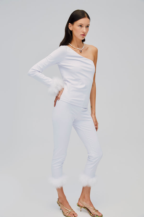 Sleeper Weekend Chic Lounge Set In White