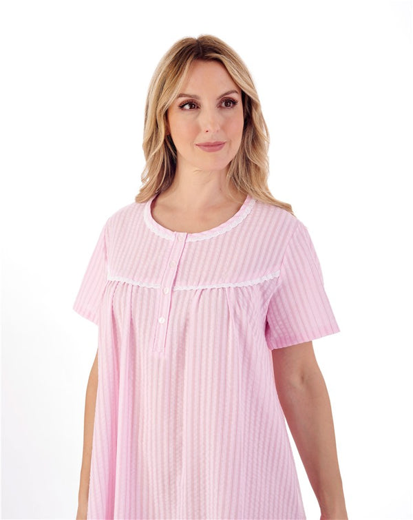 Slenderella Classic Stripe Seersucker 42" Woven Nightdress ND01221