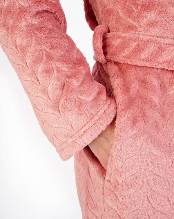 Slenderella Embossed Pattern Fleece 46" Shawl Collar Wrap HC06318