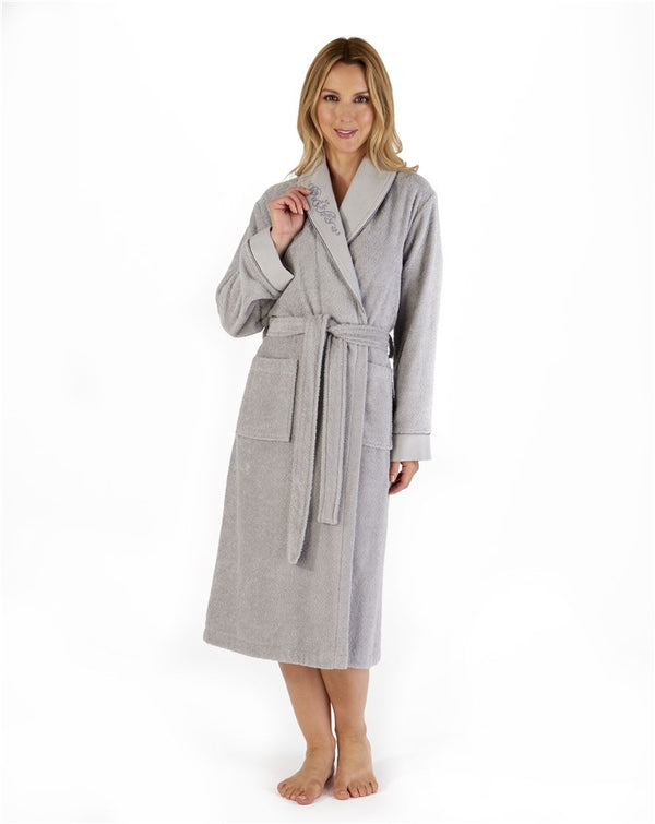 slenderella Embroidered 46" Shawl Collar Wrap HC66355