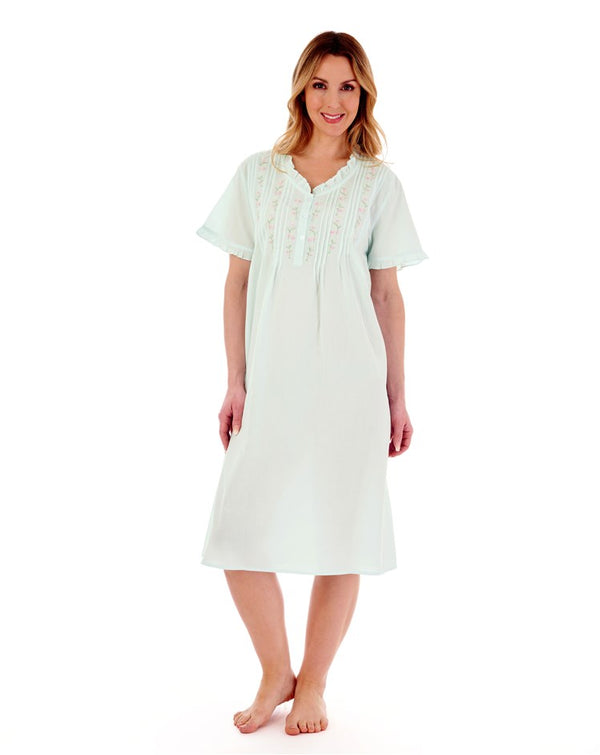 Slenderella Embroidered Pintuck And Ruffle 42" Woven Nightdress ND55251