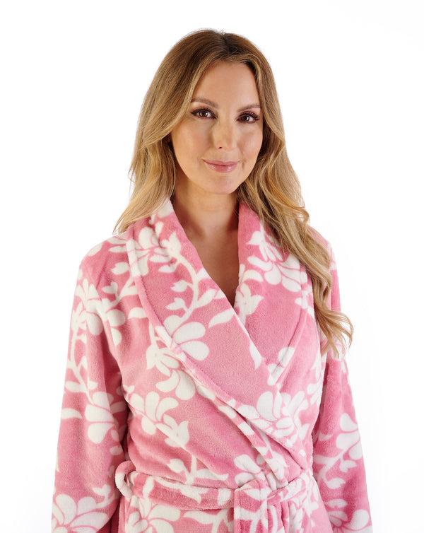 Slenderella Floral Flannel Fleece 46" Shawl Collar Wrap HC08313