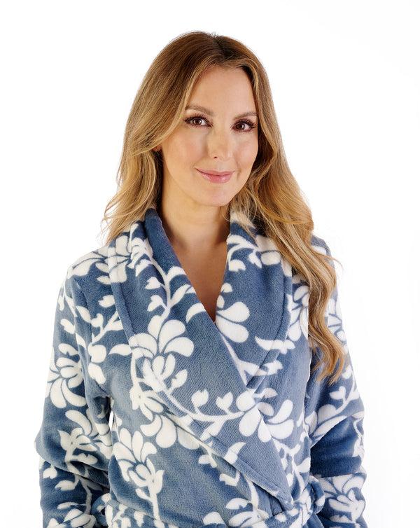 Slenderella Floral Flannel Fleece 46" Shawl Collar Wrap HC08313