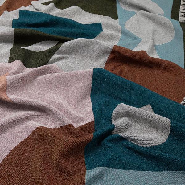 Slowdown Studio Alizée Cayla Felix Throw