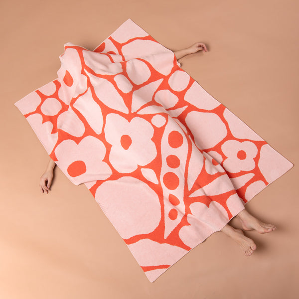 Slowdown Studio Hanna KL Soko Knit Blanket