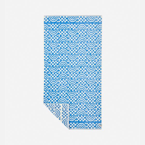 slowtide Coco Rainbow Premium Woven Towel - Periwinkle