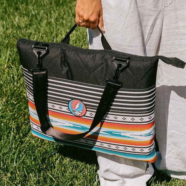 Slowtide Frisco Packable Picnic Blanket