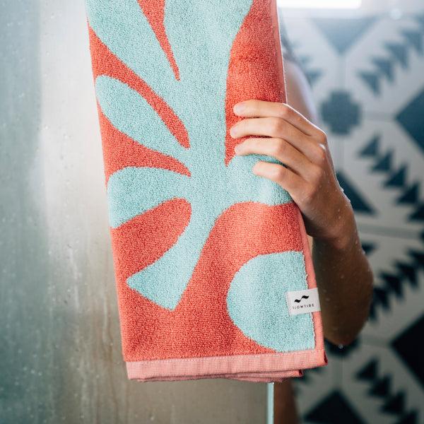 Slowtide Kingston Hand Towel - Pink