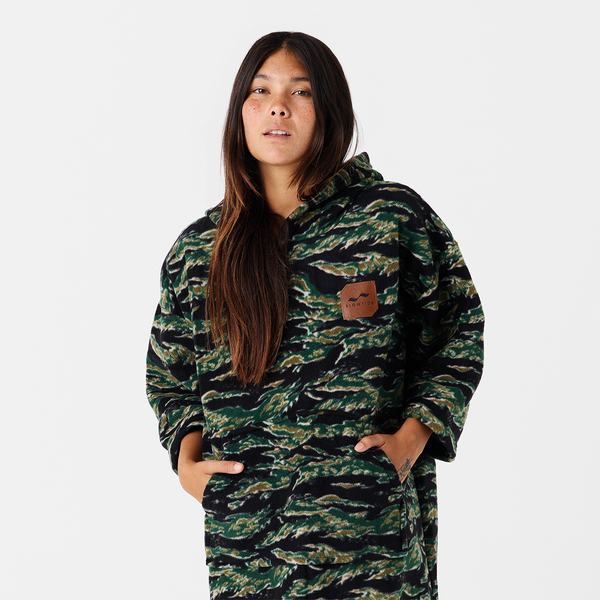 Slowtide Major Chilling Fleece Poncho