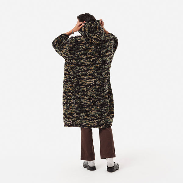 Slowtide Major Chilling Fleece Poncho