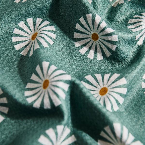 Slowtide Sun Dazed Quick-Dry Kitchen Towel - Green