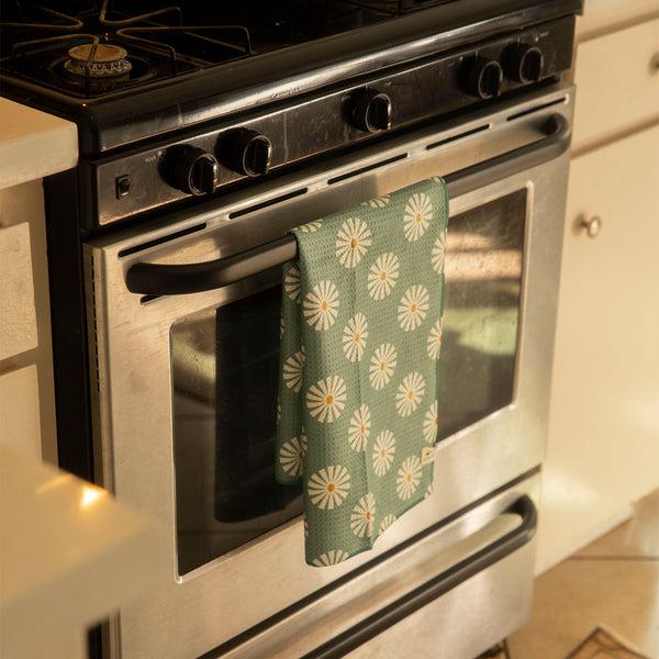 Slowtide Sun Dazed Quick-Dry Kitchen Towel - Green