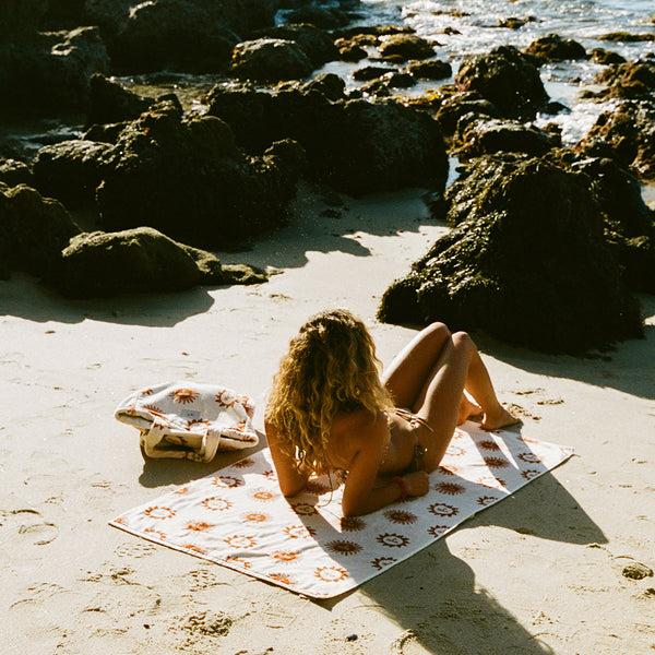 Slowtide Sunburn Premium Woven Towel - Cream