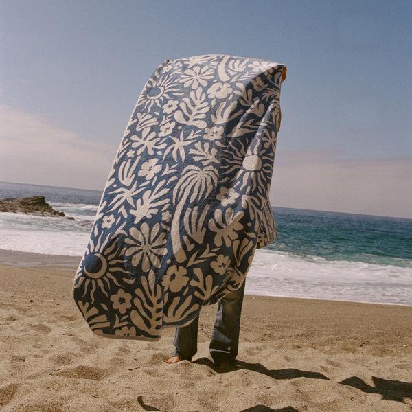 Slowtide Sunny Premium Woven Towel - Dusty Blue