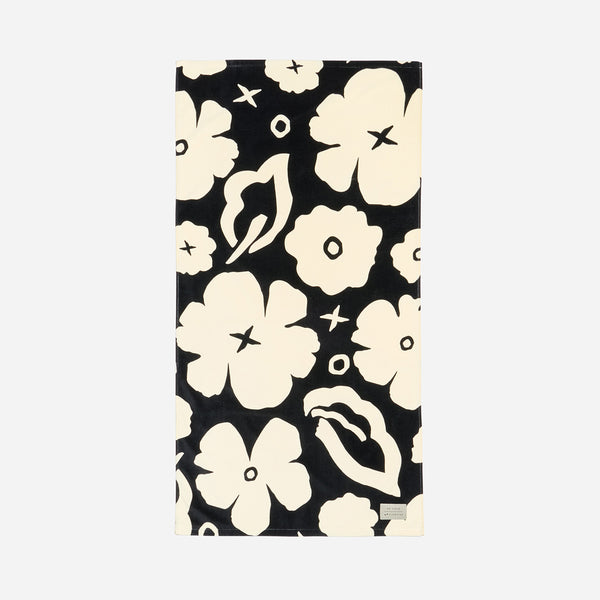 slowtide XOXO Beach Towel - Black