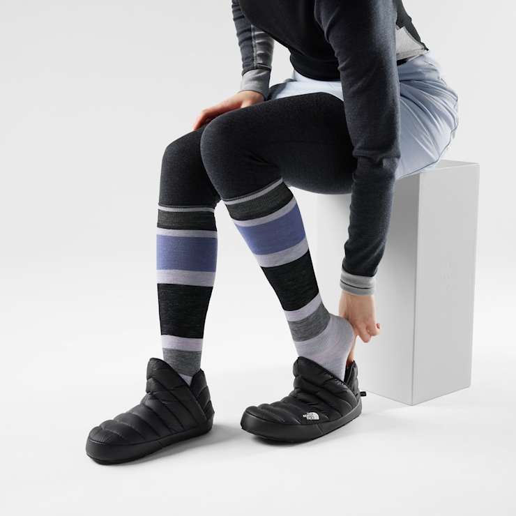 Smartwool Women's Snowboard Extra Stretch Over The Calf Socks