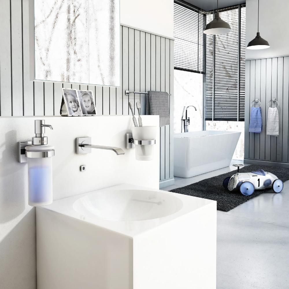 Smedbo Holder With Tumbler