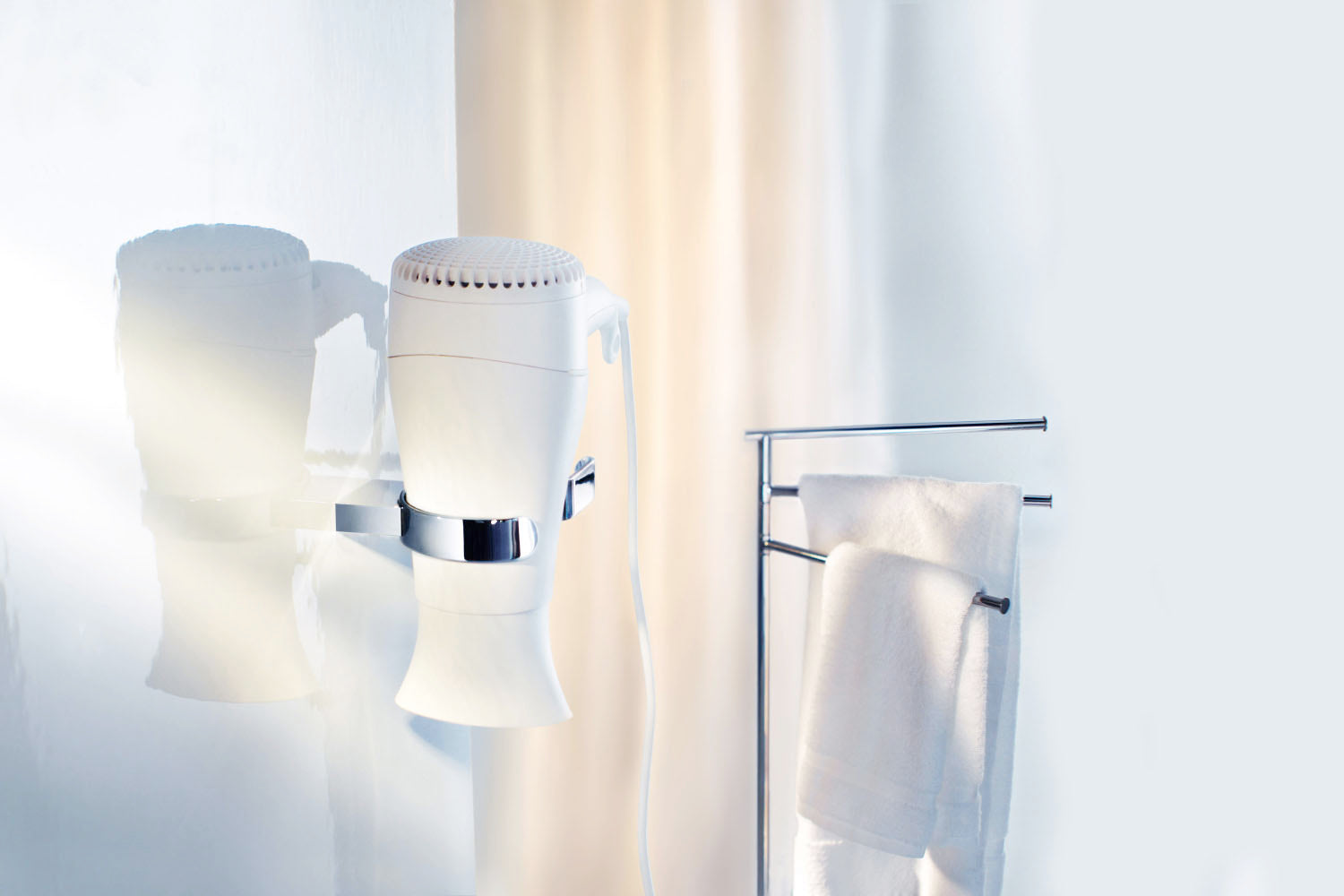 Smedbo Triple Swing Arm Towel Rail Free Standing