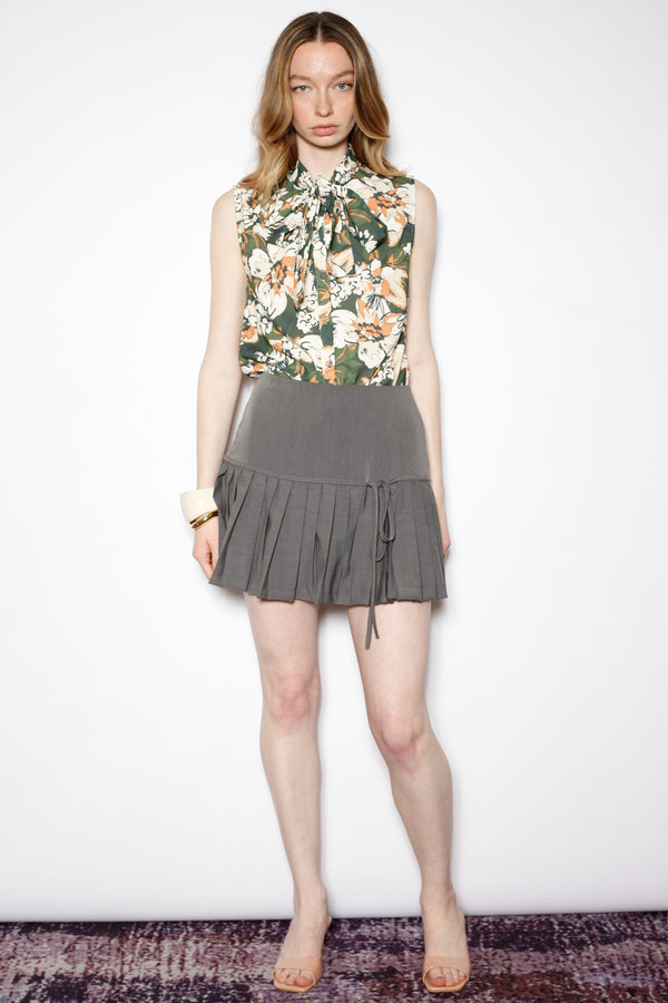 Snow Xue Gao Cotton Green Floral Tie Neck Top