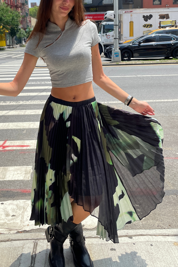 Snow Xue Gao Silk Pleated Abstract Skirt