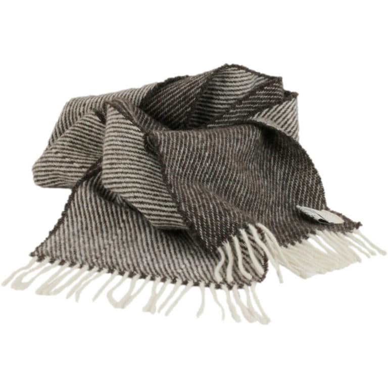 snugrugs Romney Marsh Sheep Scarf – Black Thorn