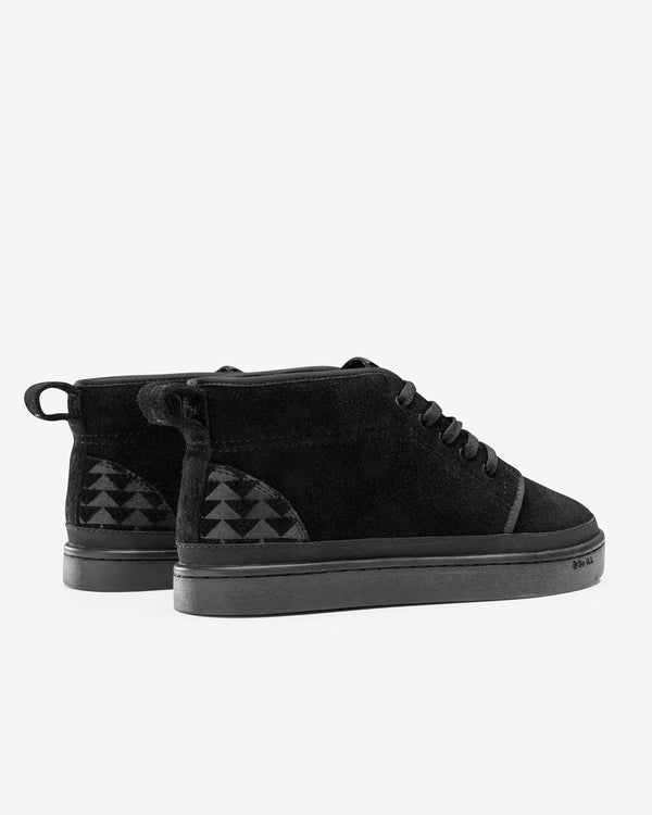So Ill Chukka • Black Wolf
