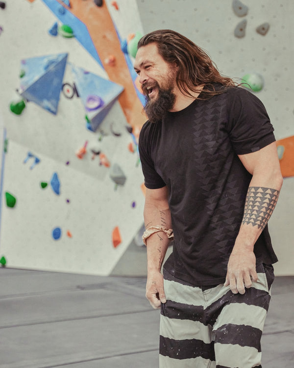 So Ill Nakoa Tee - Black Wolf • Organic Cotton