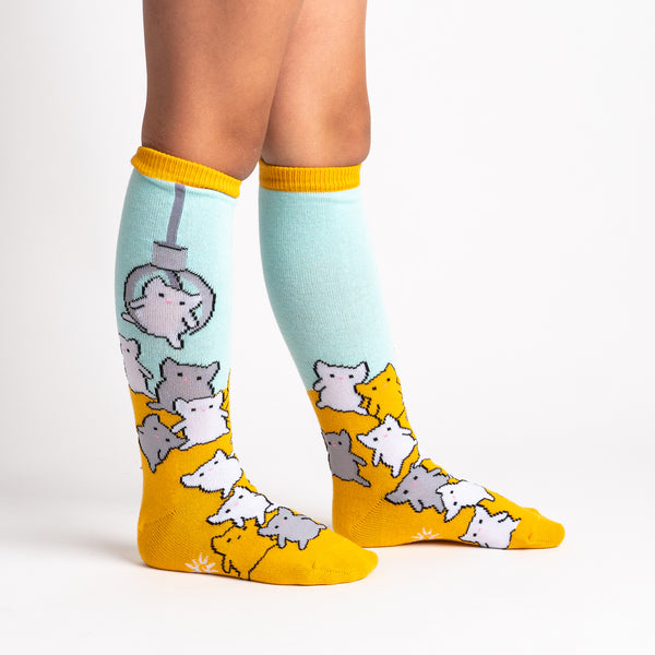 sock it to me Cat Claw Youth Knee Socks