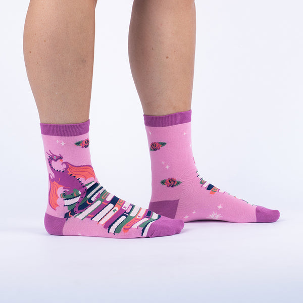 sock it to me Romantasy Crew Socks