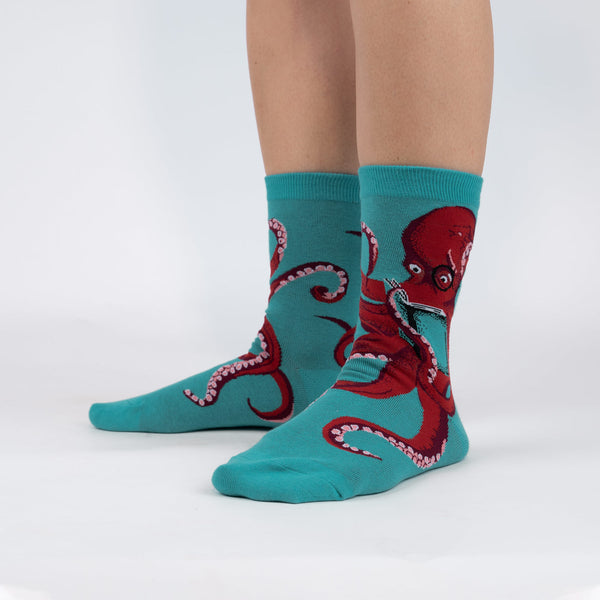 sock it to me The Octive Reader Women's Crew Socks