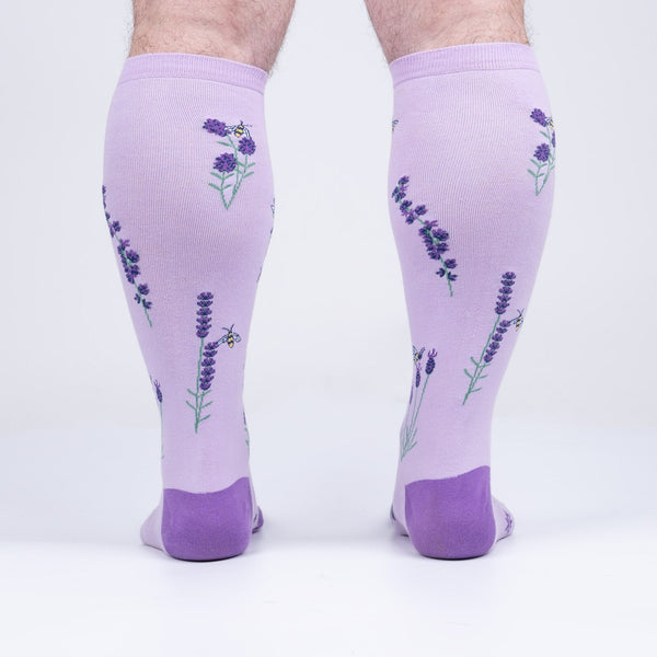 Sock It To Me STRETCH-IT™ Bees And Lavender Socks