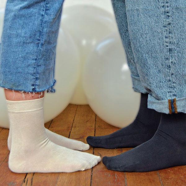 Sock Snob 4 Pack Unisex Luxury Bamboo Crew Dress Socks