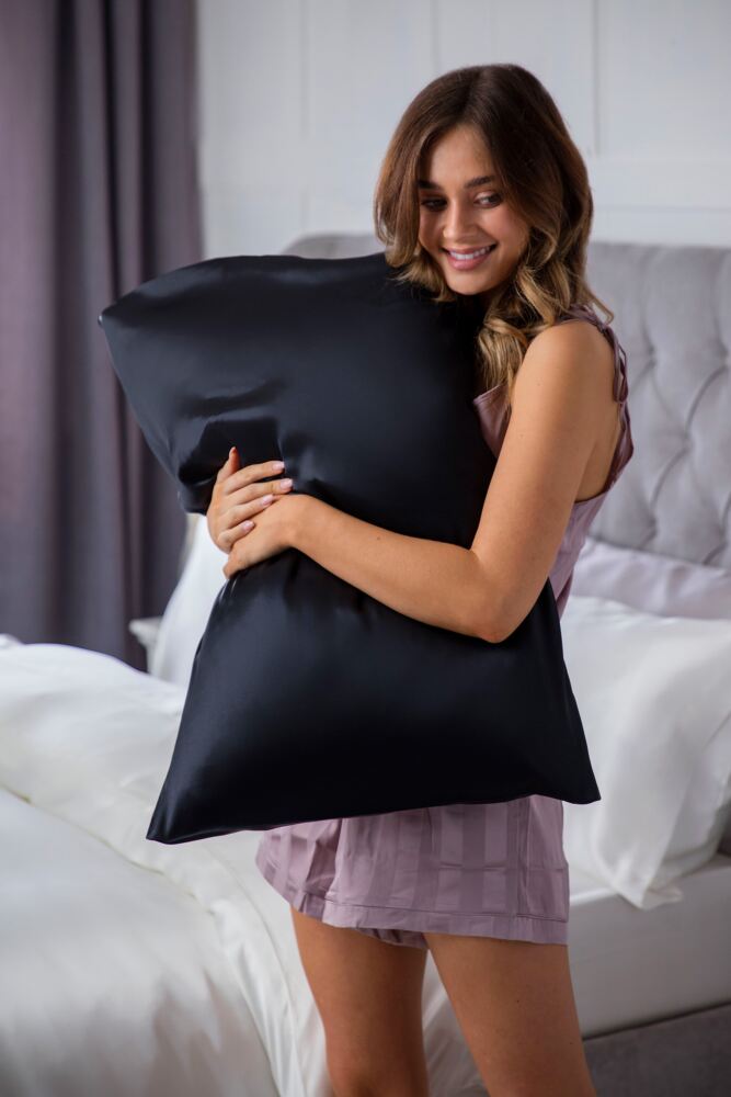 Sockshop CocoonzzzMens & Womens 100% Mulberry Silk Luxury Pillowcase