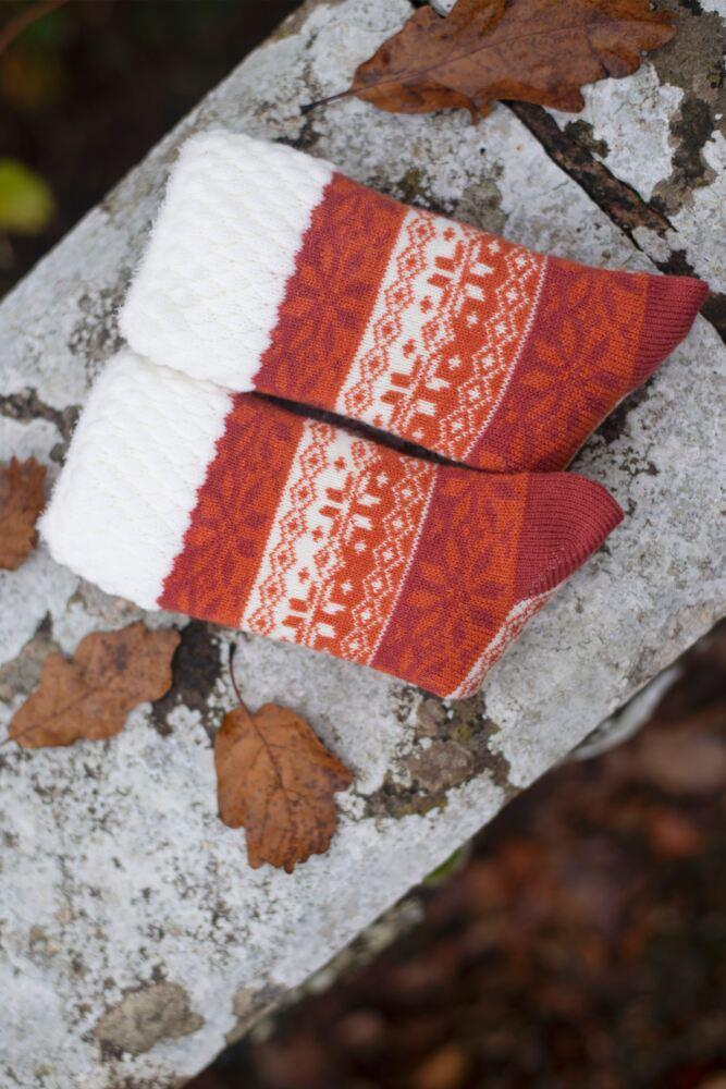 Sockshop ELLEWomens Feather-Lined Fairisle Home Socks