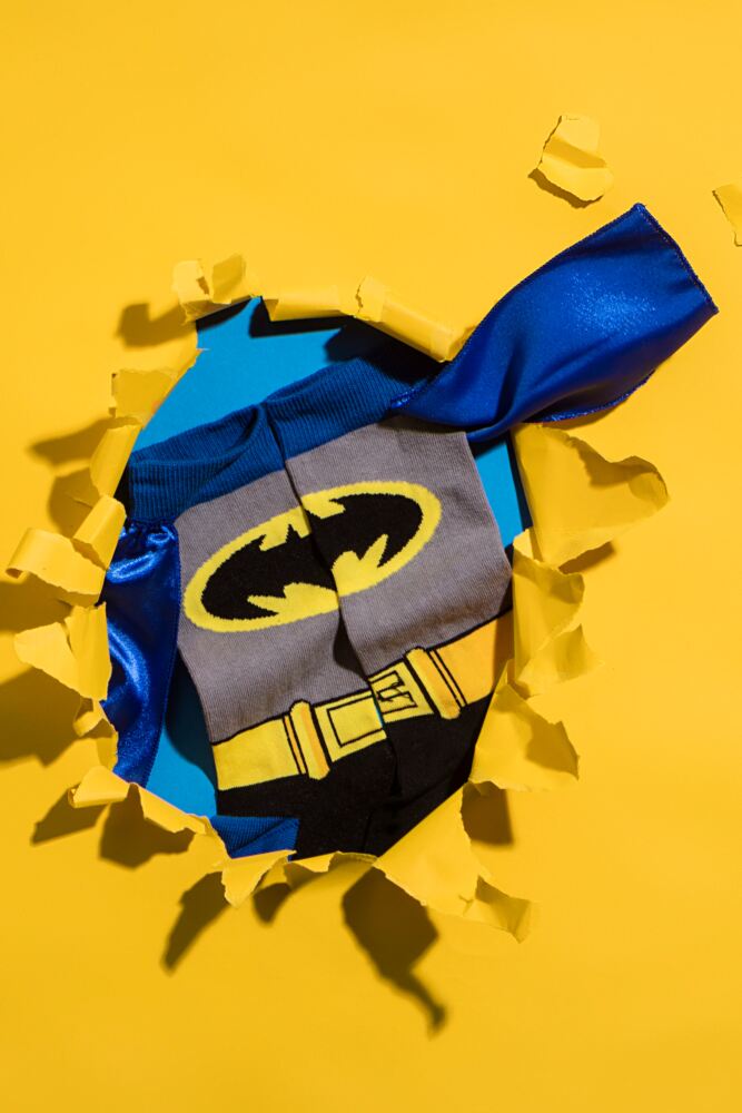 Sockshop Film & TV CharactersMens Cotton Batman Cape Socks